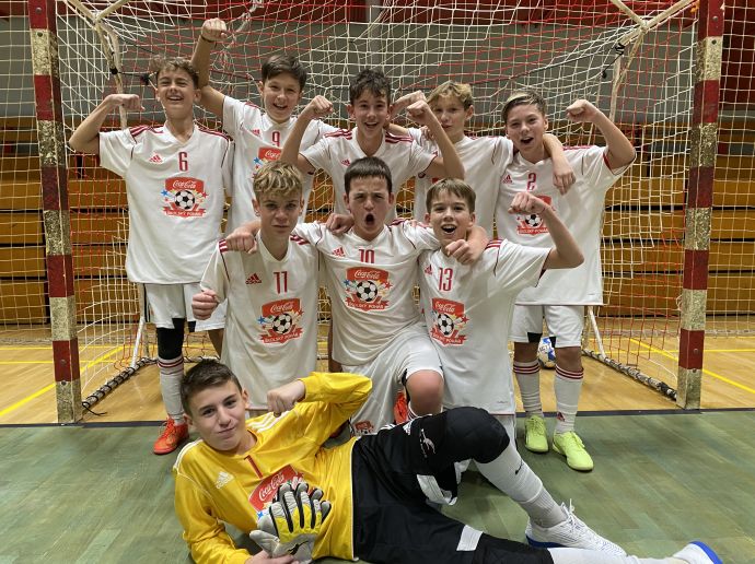 Když deváťáci, tak my taky! Sedmáci ve 3.kole Futsalové ligy.
